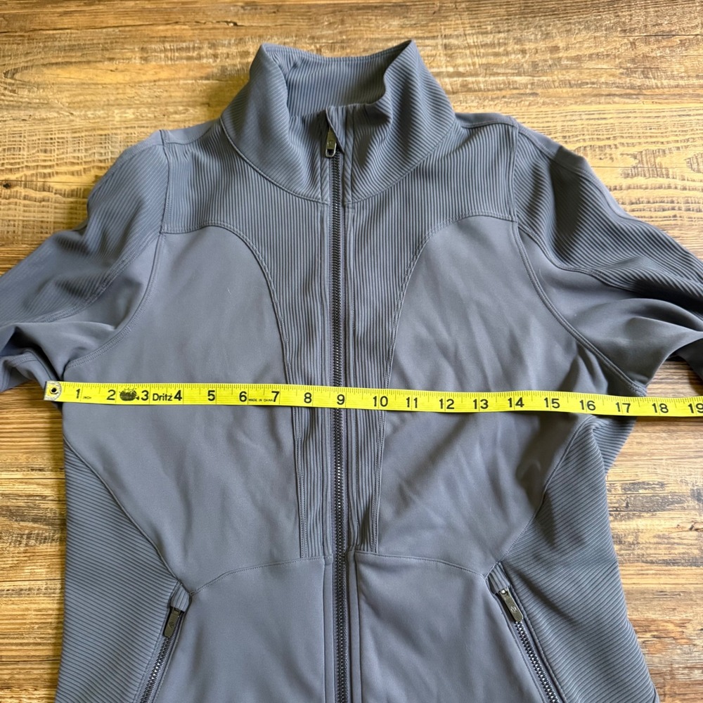 Lululemon Define Jacket Women Size 10 Gray Ribbed Panel Full Zip Thumbholes - Picture 9 of 9